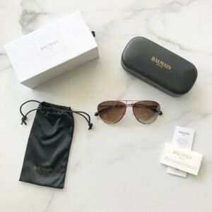 NWT 100% AUTHENTIC Balmain Gold & Gray Unisex Aviator Sunglasses